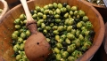 Σε τι διαφέρουν διατροφικά οι πράσινες και οι μαύρες ελιές;
